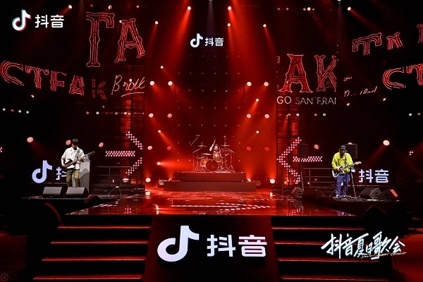 抖音交友直播间介绍怎么写？